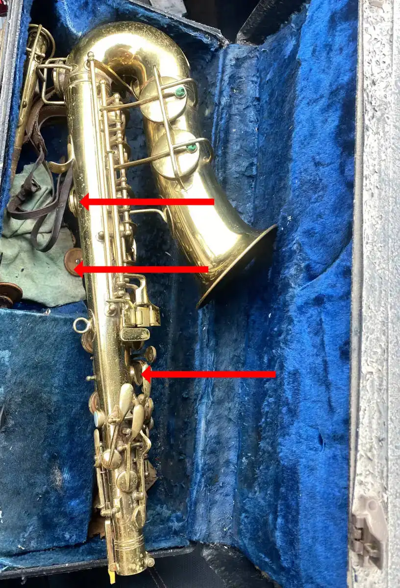 Topper alto with pads missing