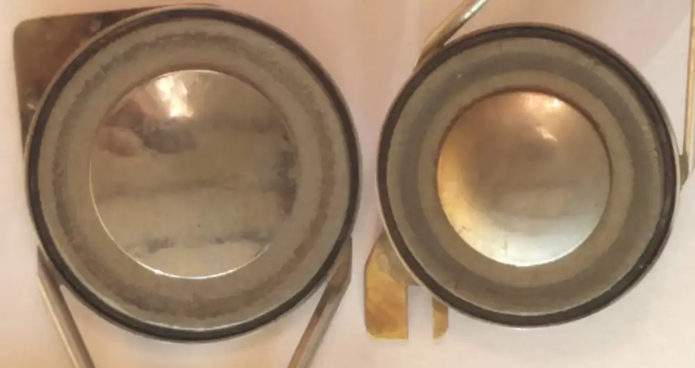 gold used leveling sax pads spinning offcenter.webp