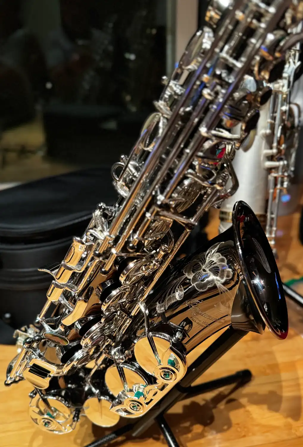 Saxophones - Better Sax Session vs. Selmer Signature vs… tenors at NAMM ...